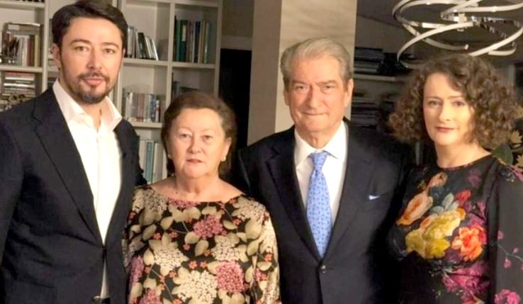 Yetuk ispan ayollar porno