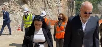 Soros' Witzfigur gegen den orangefarbenen Komiker und die Tragödie von Suleimans Hurrem