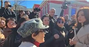 Edi Rama bekommt „ein flaues Gefühl im Magen“, gerät wegen der Proteste in Panik und setzt seinen Besuch in Vlora aus.