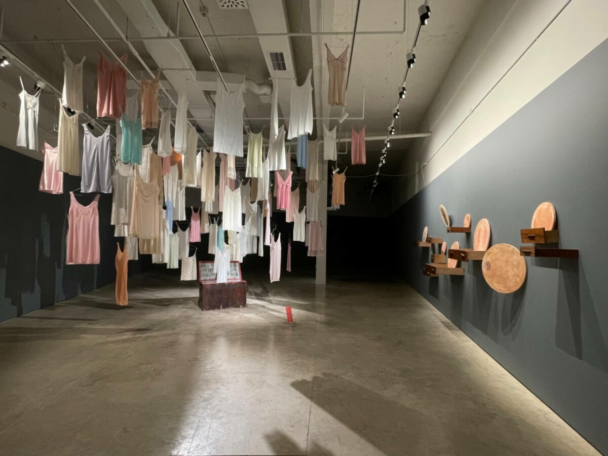 Oltsen Gripshi   Lakuriq  si rikthim i qenies njerëzore në qendër të vëmendjes